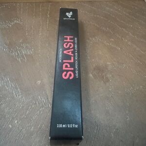 Younique Splash Liquid Lipstick - Splendid NIP